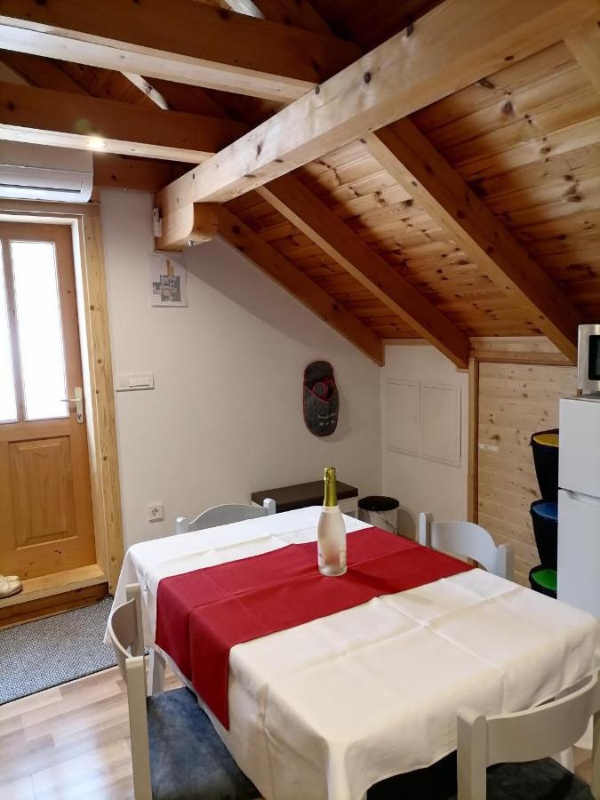 Apartman Tonka Otočac Εξωτερικό φωτογραφία